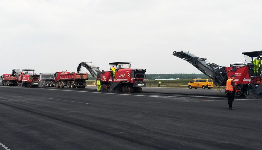 GMS Großfräsen Flughafen Sanierung Start- und Landebahn