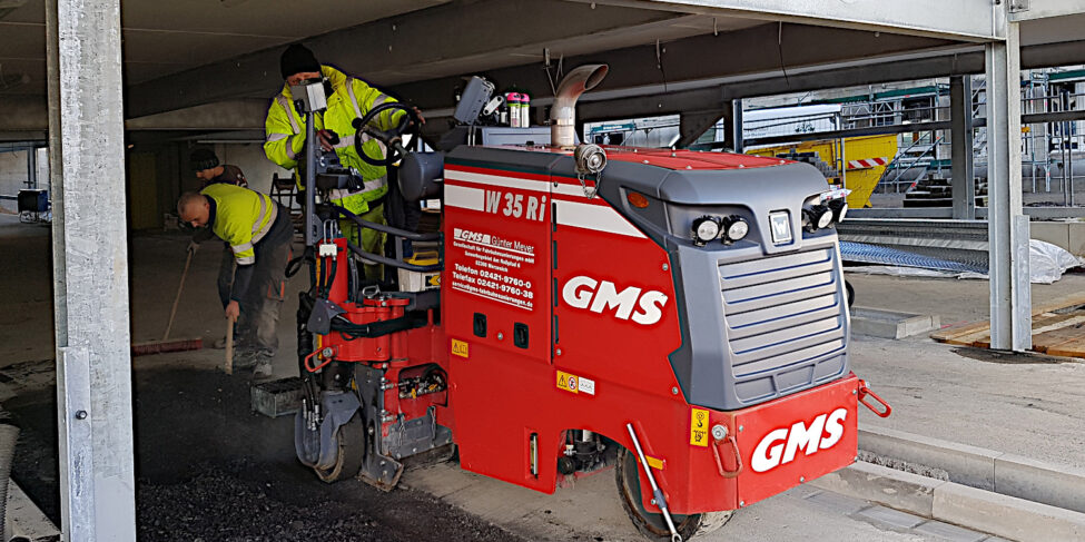 GMS_W35Ri_tiefergelegt_1-1500 W 35 Ri von GMS mit tiefergelegtem Bediensatnd