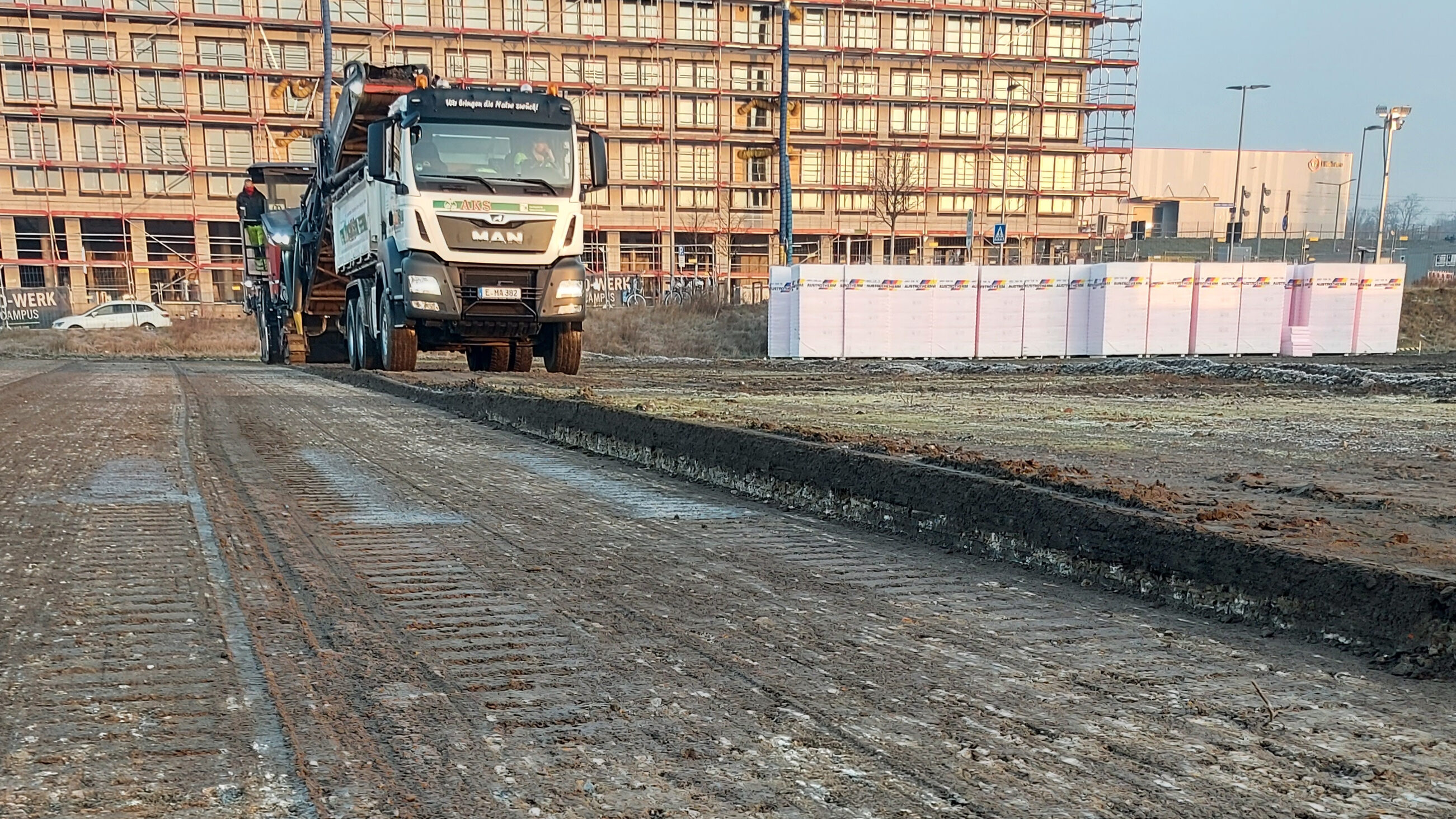 GMS W 210Fi Fräsen einer stabilisierten RC-Schicht