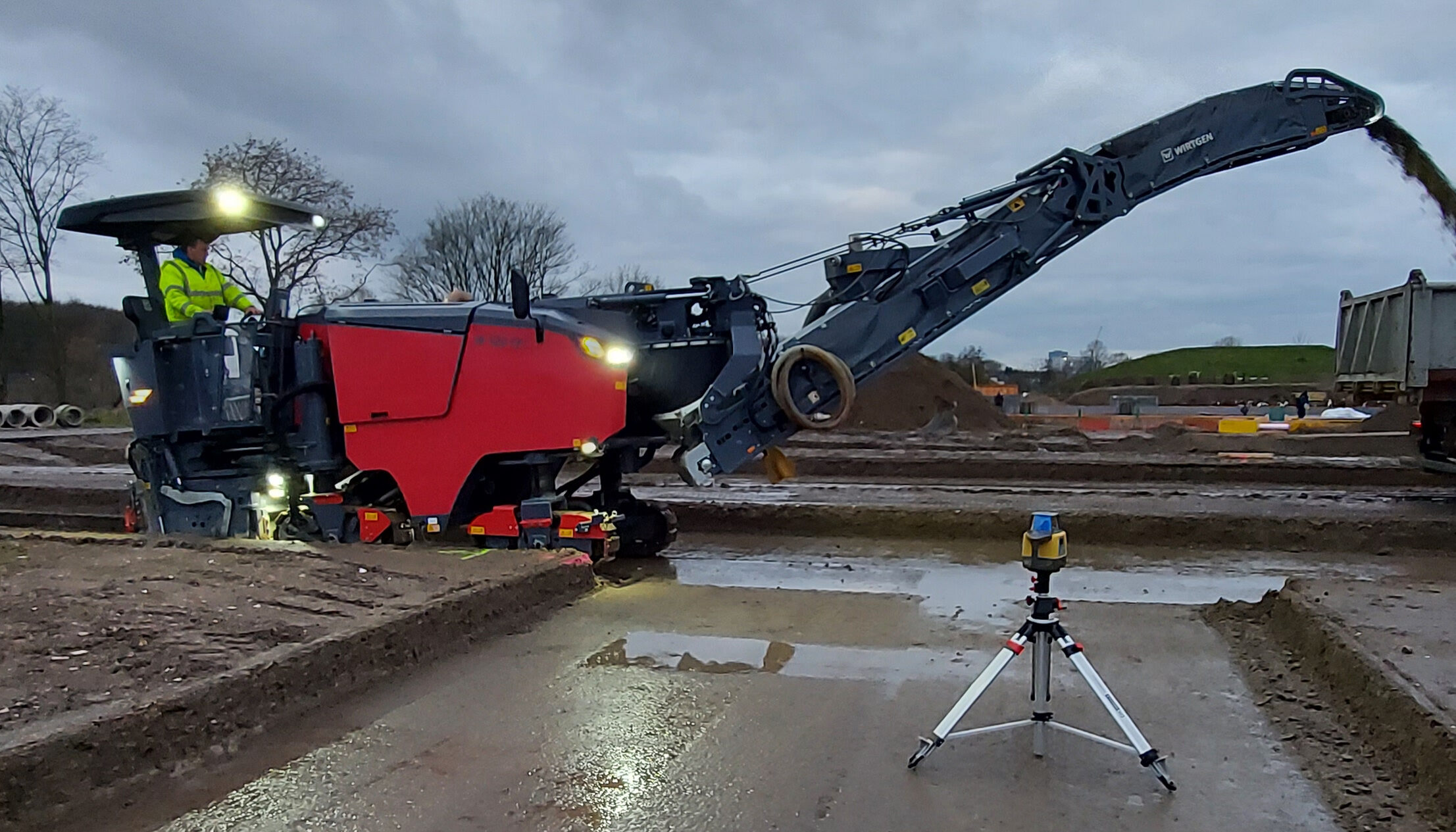 GMS W 120 Fi Fräsen einer stabilisierten RC-Schicht